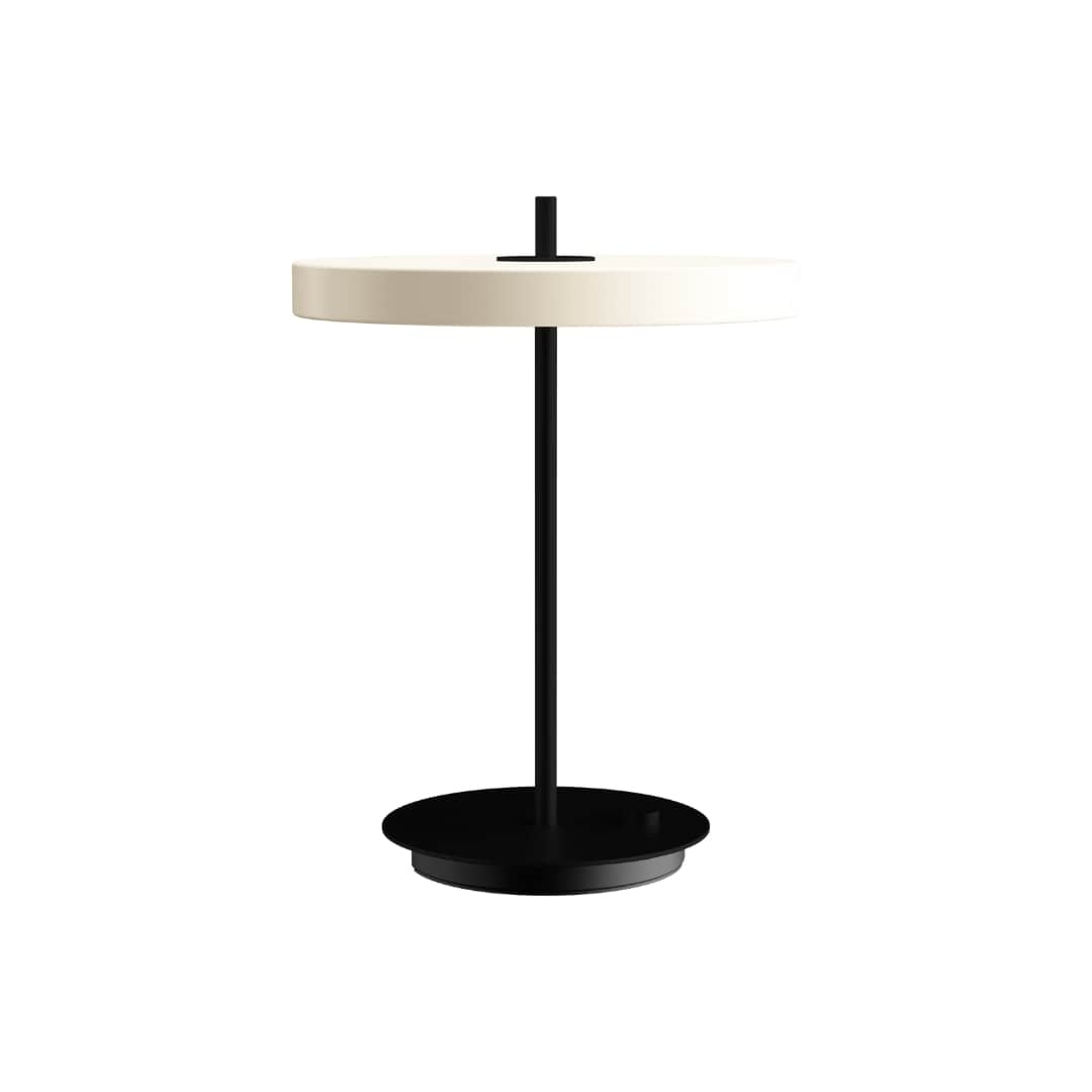 Asteria Bordlampe Perle Hvid    Sort Base Umage
